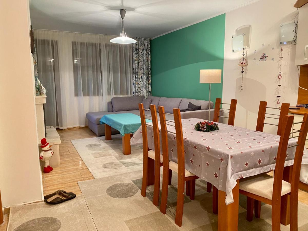 Aparthotel - Monastery 3, 1 Bedroom Apartment ปอมโปโรโว ภายนอก รูปภาพ