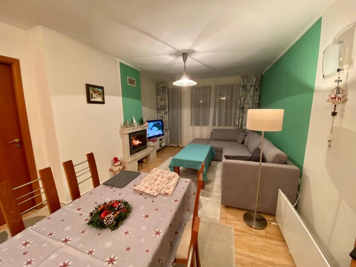 Aparthotel - Monastery 3, 1 Bedroom Apartment ปอมโปโรโว ภายนอก รูปภาพ